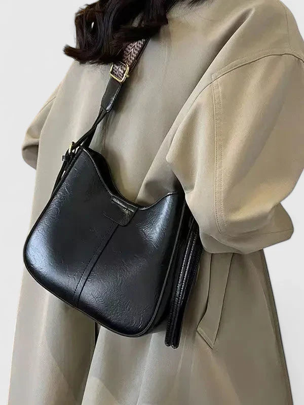 Noeliah - Timeless Leather Shoulder Bag