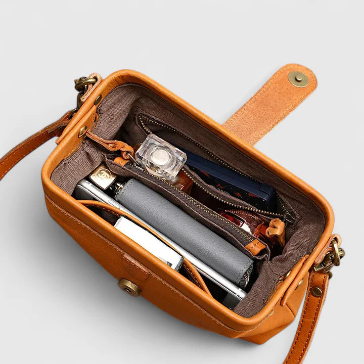 Evelyn - Sophisticated Bag