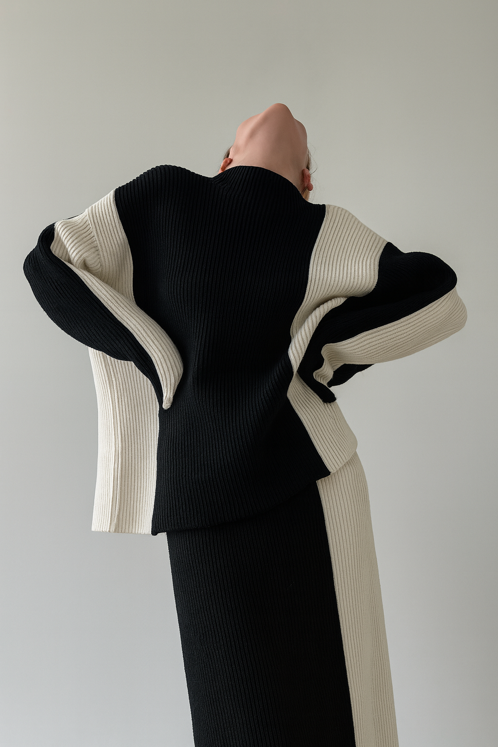 VELINA – Chic Knit Long Sleeve Top & Skirt Set